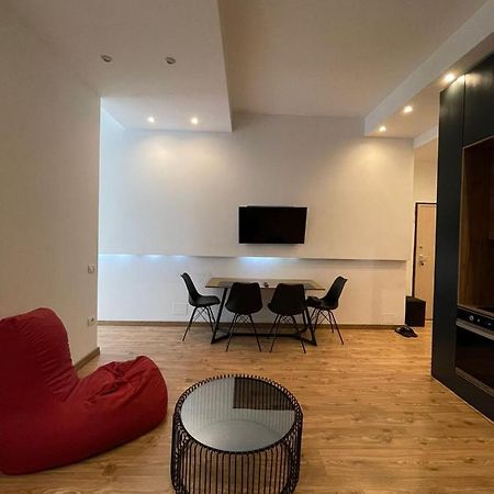 City Center Apartament, Pazari Ri 地拉那 外观 照片
