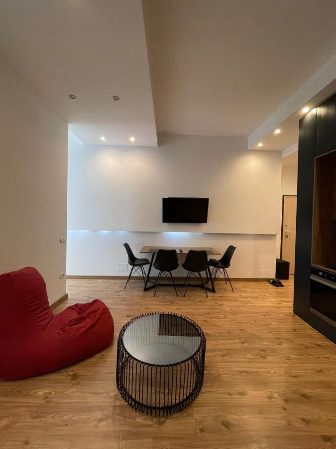 City Center Apartament, Pazari Ri 地拉那 外观 照片